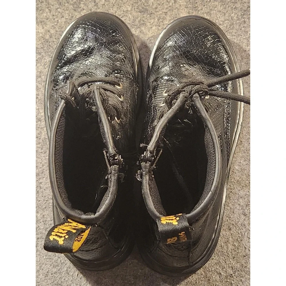 Dr‎ Martens 1460J Boots Kids Size 4 Black Snake Print Leather Lace Up Zip Ankle